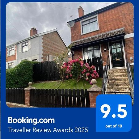 Mairead - Cosy Property In Gaeltacht Quarter Belfast Exterior photo