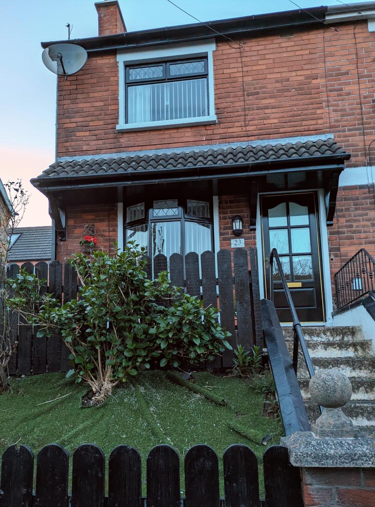 Mairead - Cosy Property In Gaeltacht Quarter Belfast Exterior photo