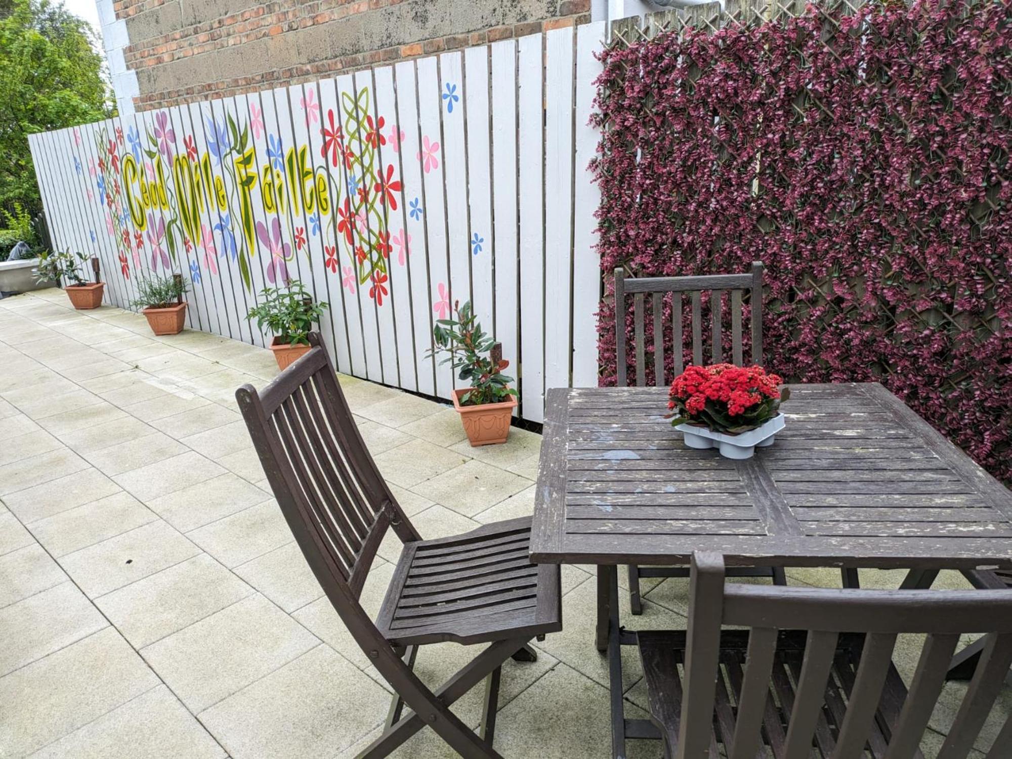 Mairead - Cosy Property In Gaeltacht Quarter Belfast Exterior photo
